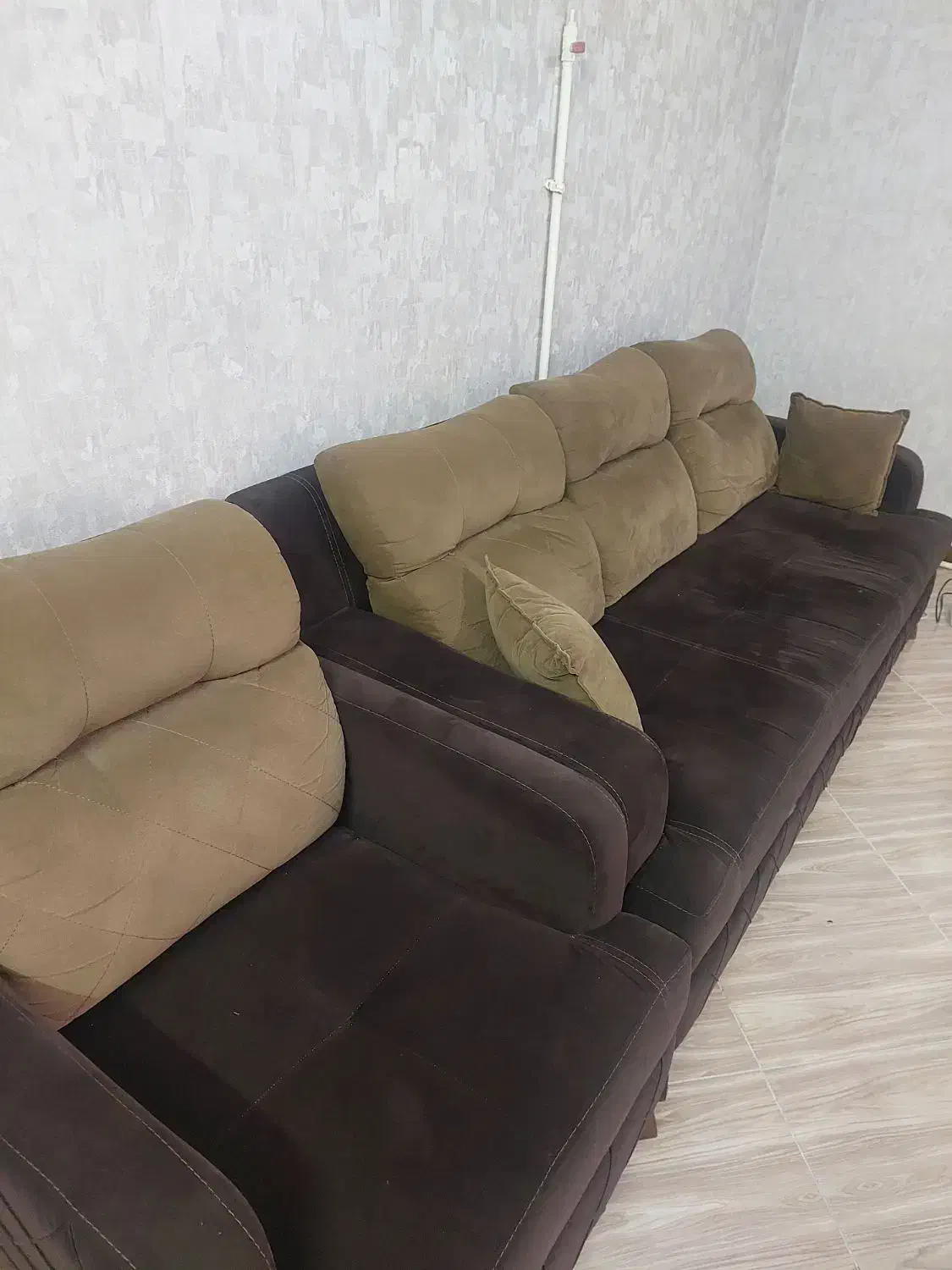 مبل ۷ نفره|مبلمان خانگی و میز عسلی|قرچک, شهرک گلها|دیوار