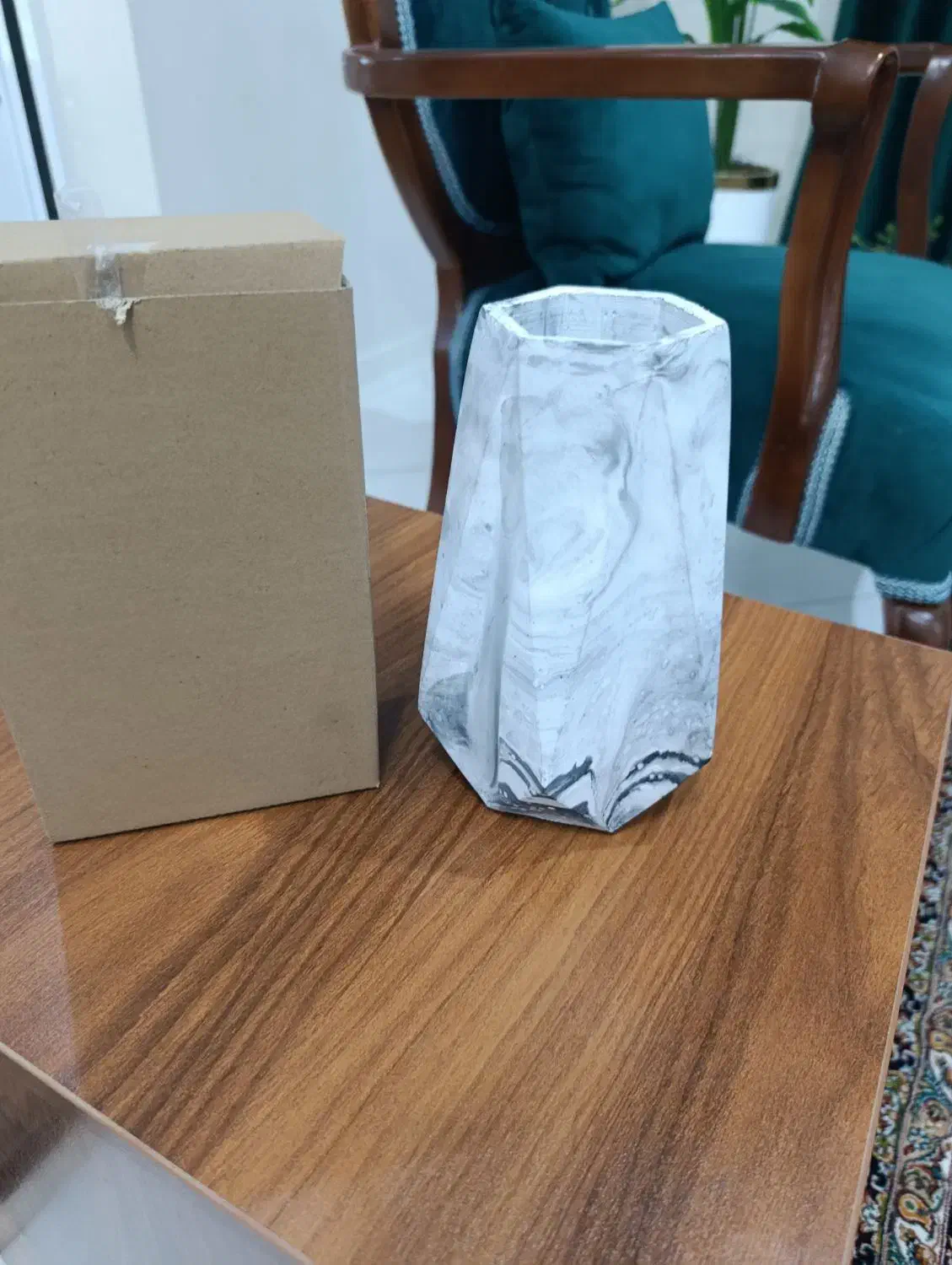 گلدان جنس سنگ‌ مصنوعی نونو آکبند|صنایع دستی و سایر لوازم تزئینی|کرج, شهرک فهمیده|دیوار