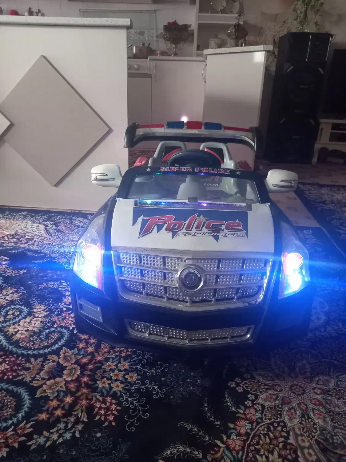 ماشین شارژی|اسباب‌‌بازی|کرج, شهرک سهرابیه|دیوار