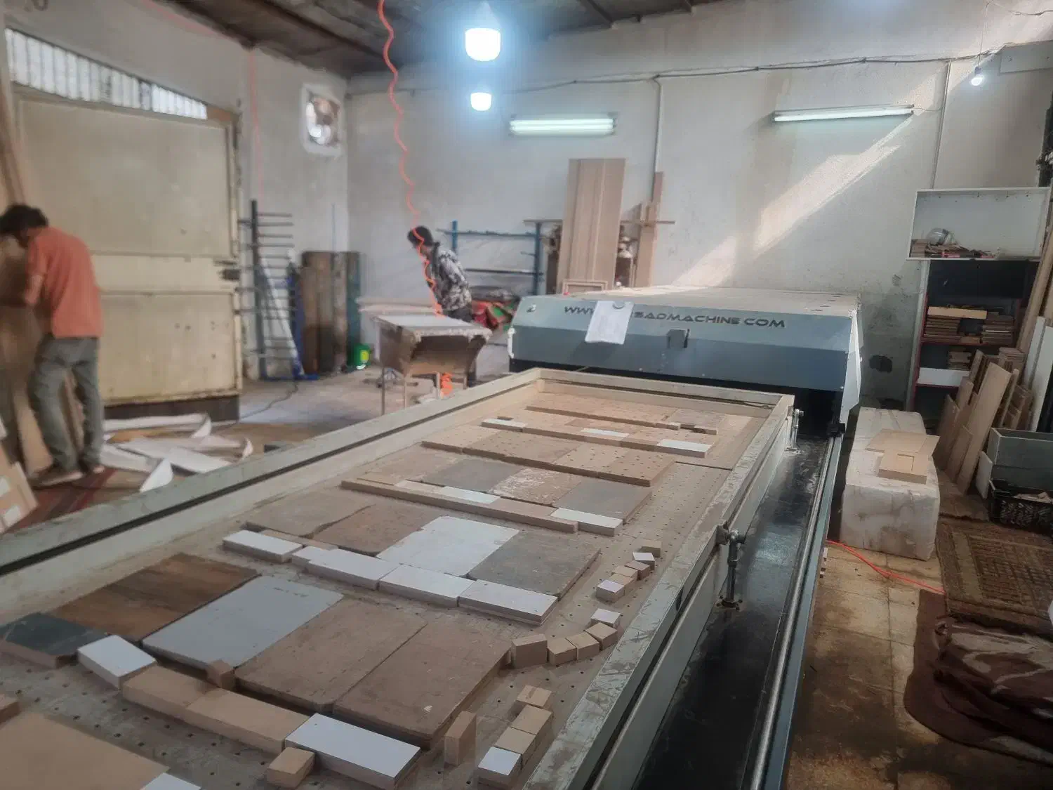 مونتاژکار کابینت وکیوم کار خانم یا آقاو نیروی ساده|استخدام صنعتی، فنی، مهندسی|تهران, اتحاد|دیوار