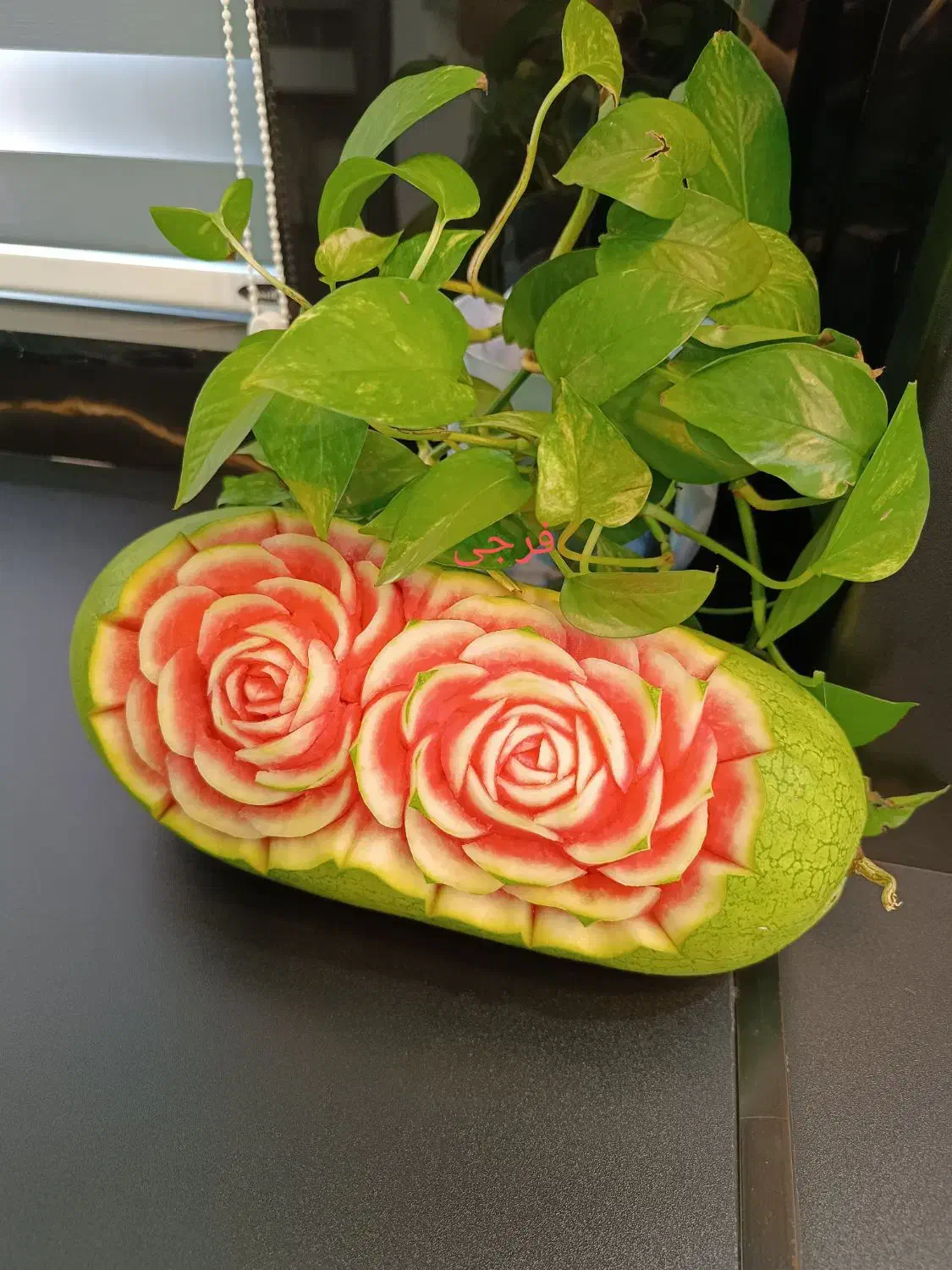 حکاکی هندوانه و کدو + میوه آرایی شب یلدا|خدمات پذیرایی، مراسم|تهران, شادآباد|دیوار