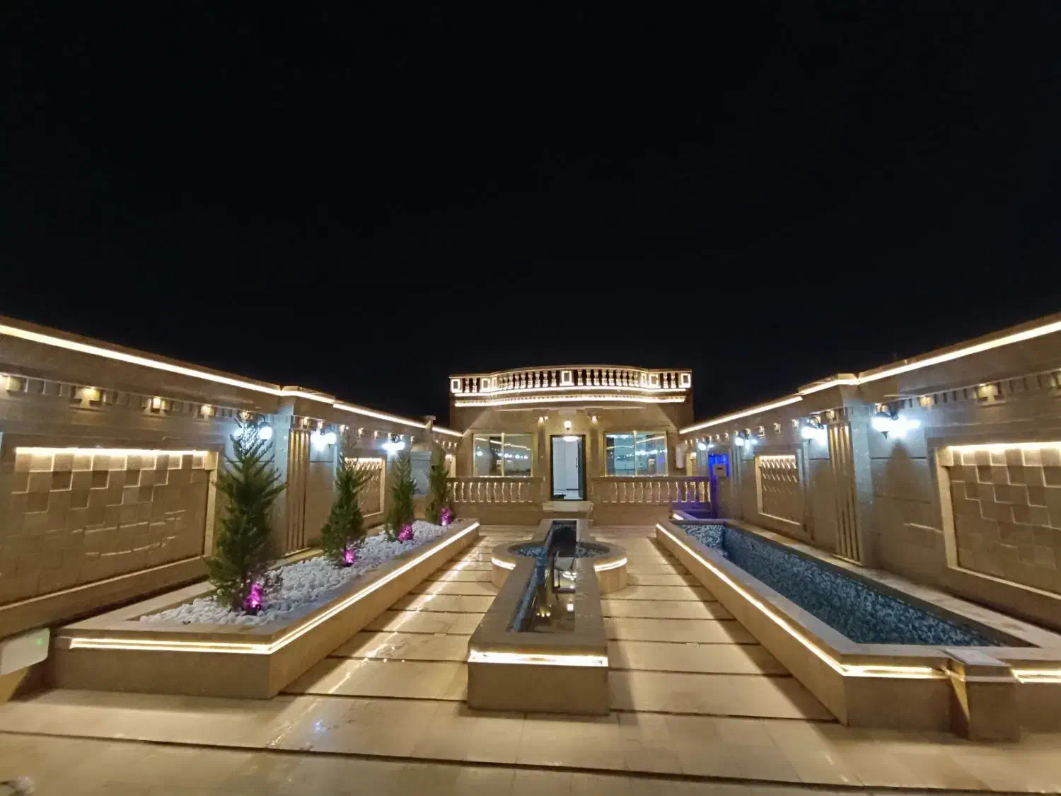 برقکاری و برقکشی و عیب یابی و رفع اتصالی ساختمان|خدمات پیشه و مهارت|کاشان, شهرک امیرالمومنین|دیوار