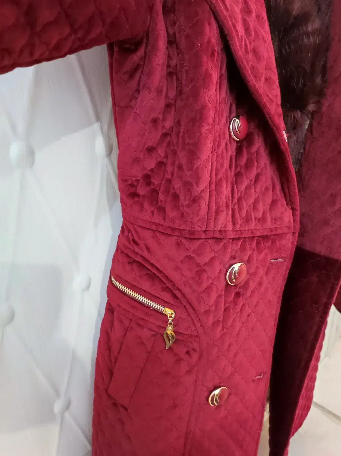 کاپشن|لباس|شیروان (خراسان), |دیوار