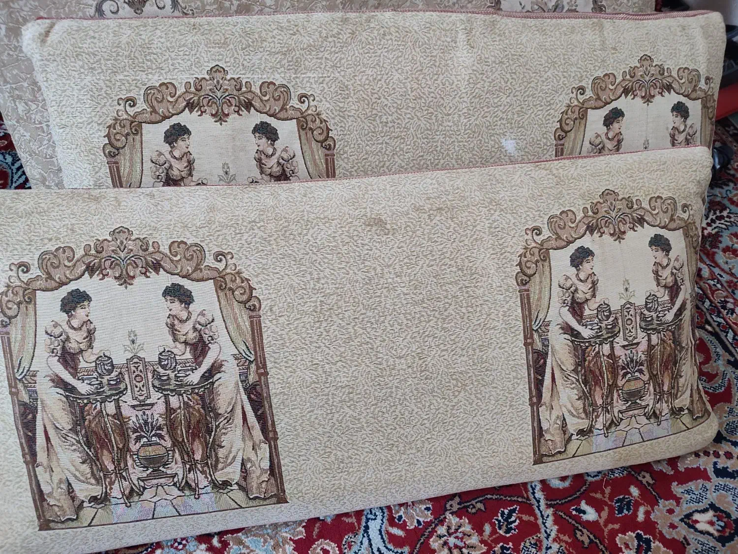 دو جفت پشتی|پشتی|سبزوار, شرق کال عیدگاه|دیوار