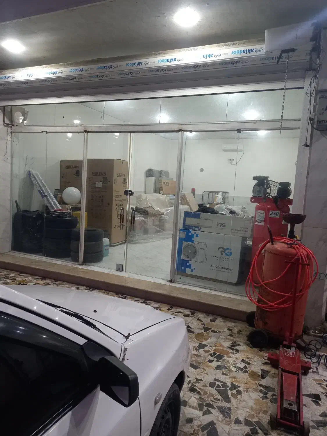 رهن و اجاره مغازه ۴۸ متری|اجارهٔ مغازه و غرفه|فومن, |دیوار