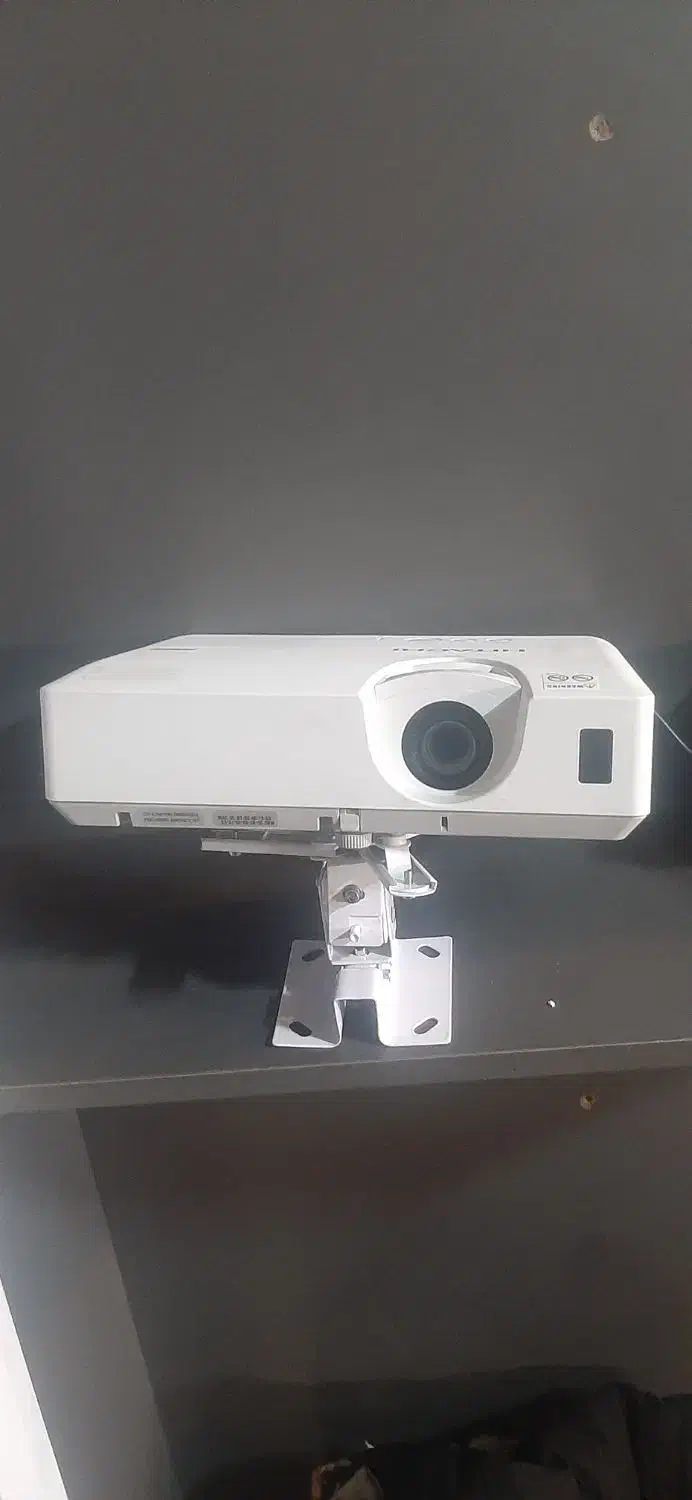 ویدئو پروژکتور|تلویزیون و پروژکتور|مشهد, منزل آباد|دیوار