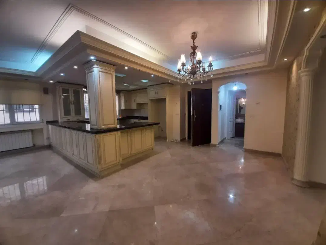 ۱۳۰ متر/ تکواحدی /نور و نقشه بی نظیر