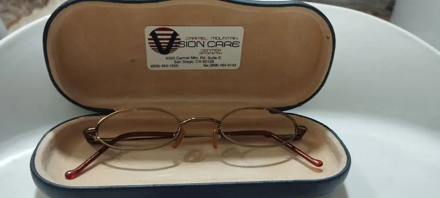 فروش عینک آمریکایی کم یاب|کلکسیون اشیاء عتیقه|تهران, امام خمینی|دیوار