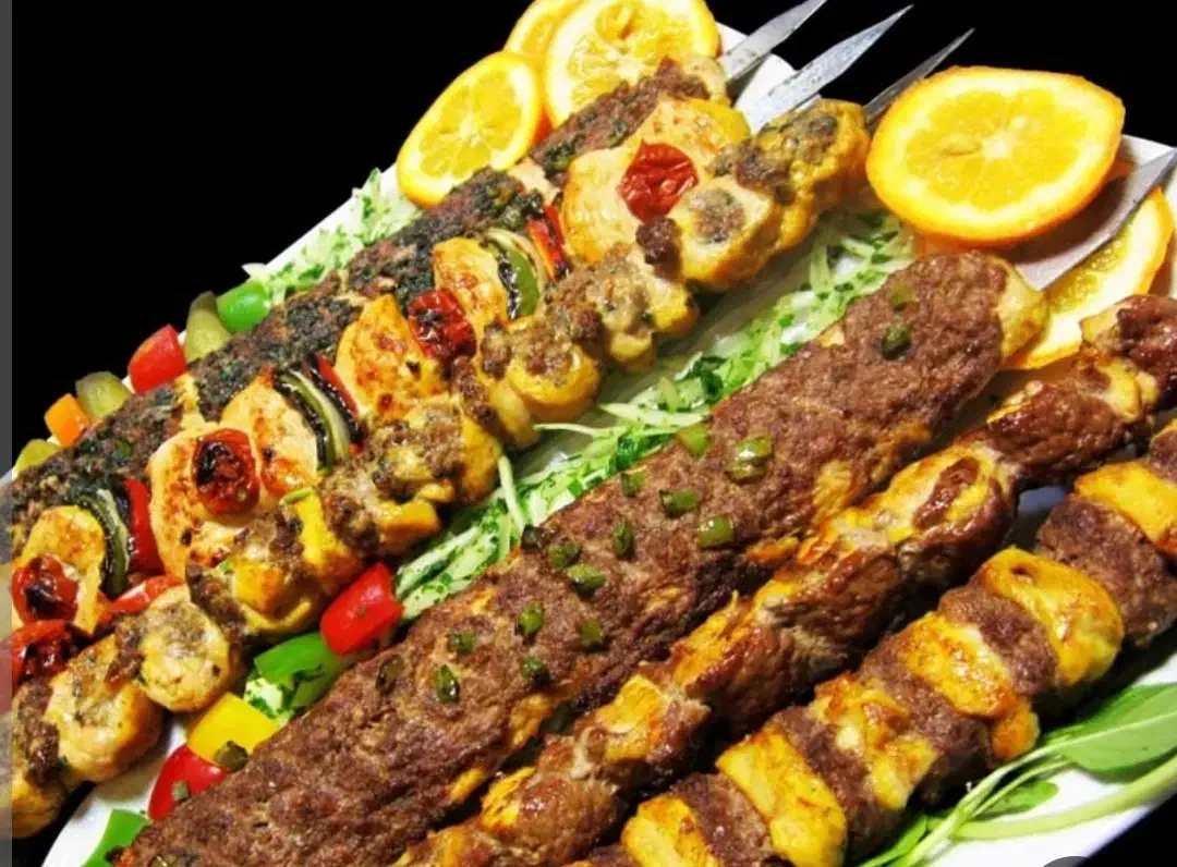 آشپز وارد به غذاهای ایرانی|استخدام خدمات فروشگاه و رستوران|بوشهر, |دیوار