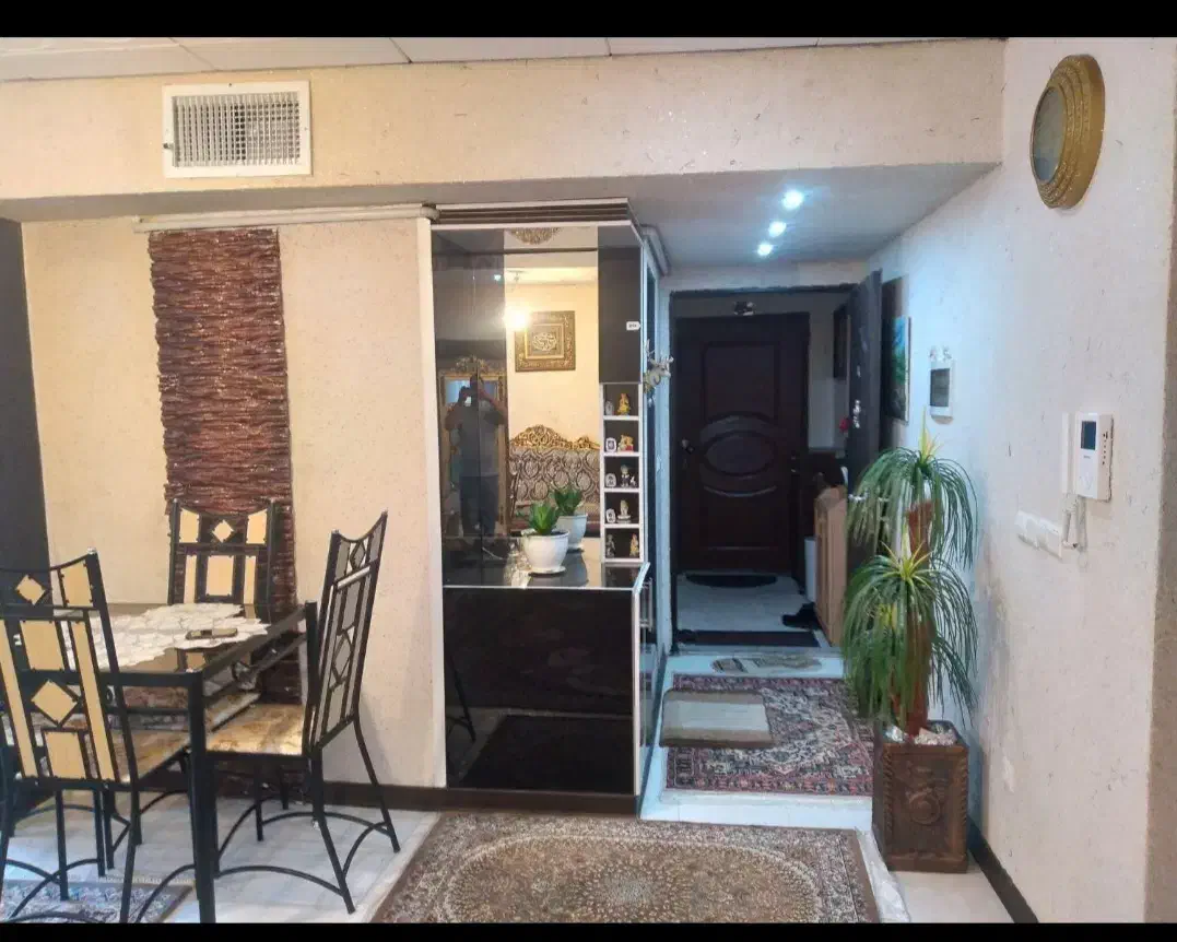 فروش واحد۸۲متری در وسط شهرک بهشتی|فروش آپارتمان|همدان, |دیوار