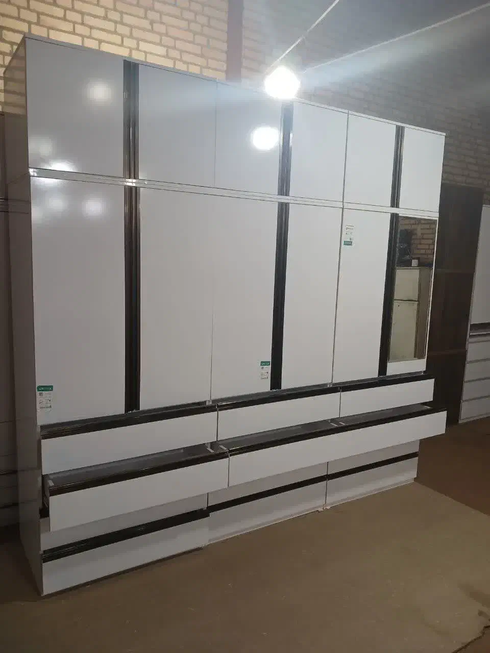 تولیدی کمدهای دیواری با حمل آسان|جاکفشی، کمد، دراور|چهاردانگه (تهران), |دیوار