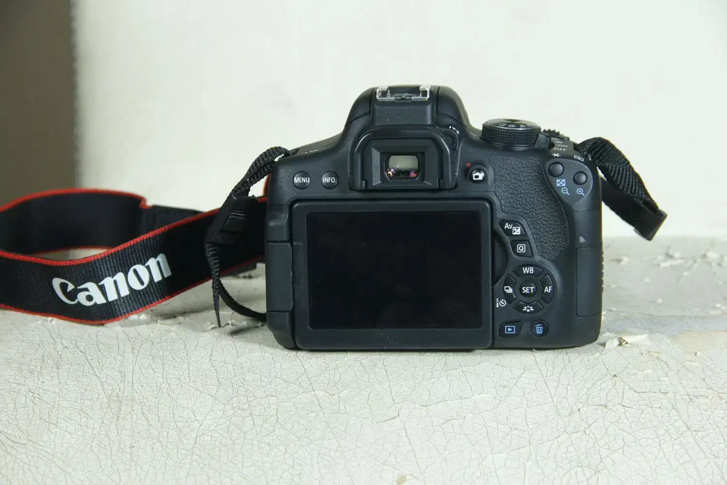 دوربین کنون 750dتمیز وخیلی کم‌کار درحد|دوربین عکاسی و فیلم‌برداری|بجنورد, |دیوار