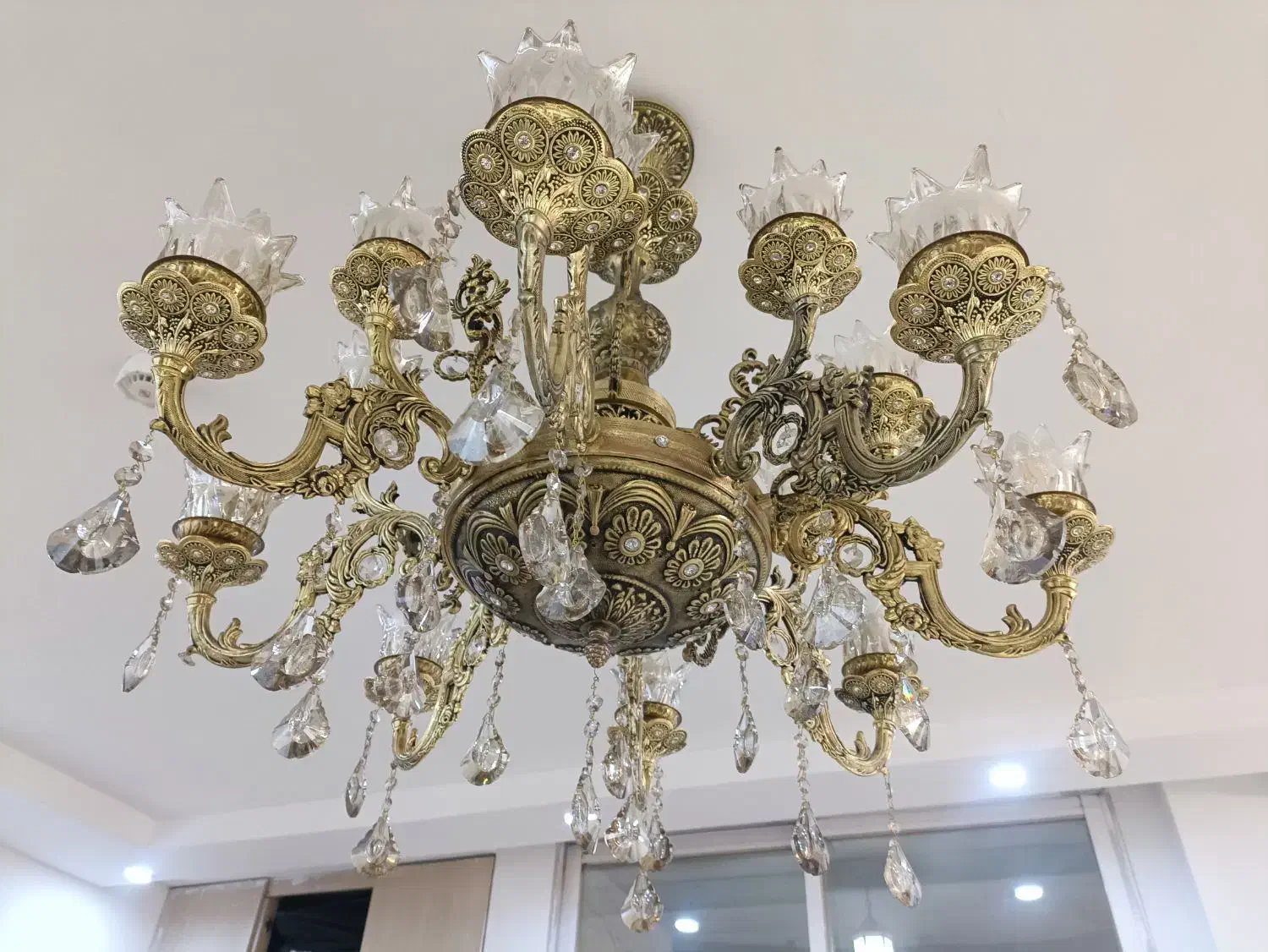 لوستر ۱۶شعله برنجی|لوستر و چراغ آویز|مشهد, گاز|دیوار