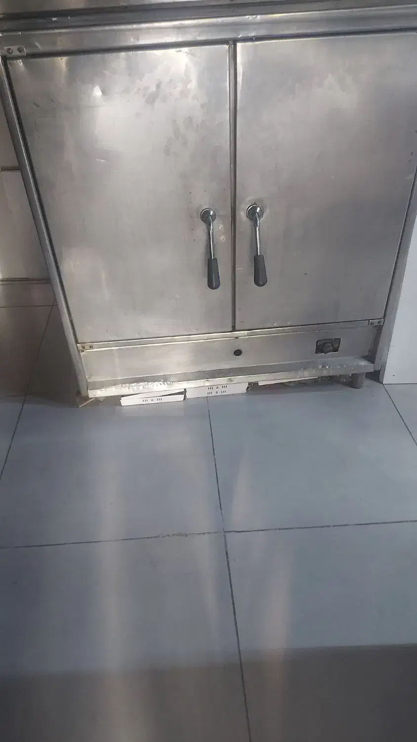 آبگرمکن و سبد فروشگاهی و یخچال مغازه ای|آبگرمکن، پکیج، شوفاژ|کرج, چمران|دیوار