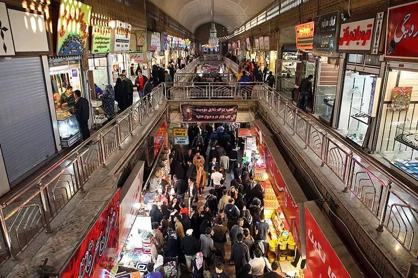 استخدام فروشنده مجرب برای مغازه لباس در بازاررضا|استخدام بازاریابی و فروش|مشهد, عیدگاه|دیوار