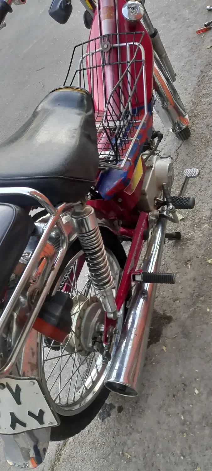 موتور سیکلت پیشرو ۷۰|موتورسیکلت|اصفهان, شاهد|دیوار