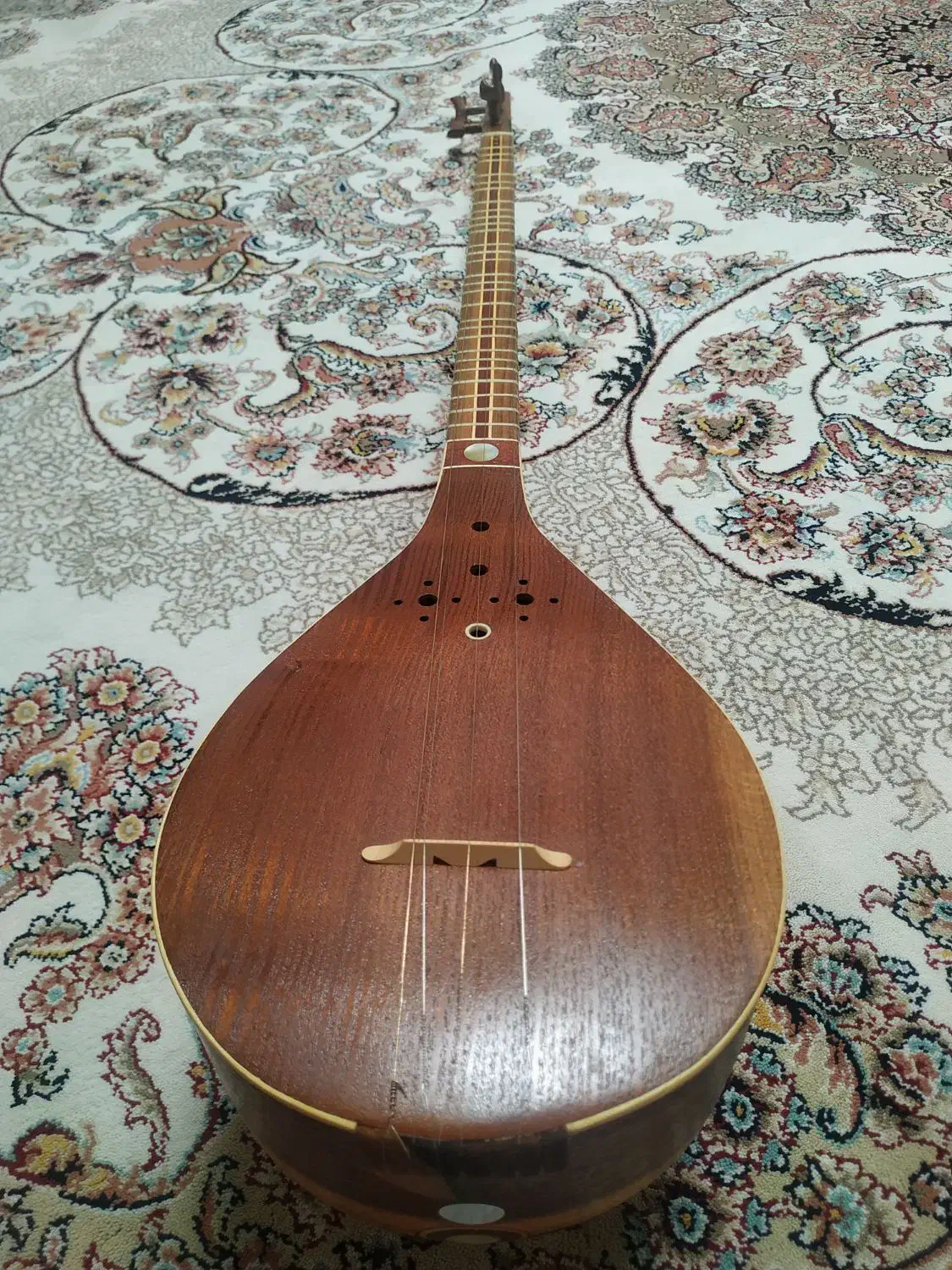 سه تار|سازهای سنتی|مریوان, |دیوار