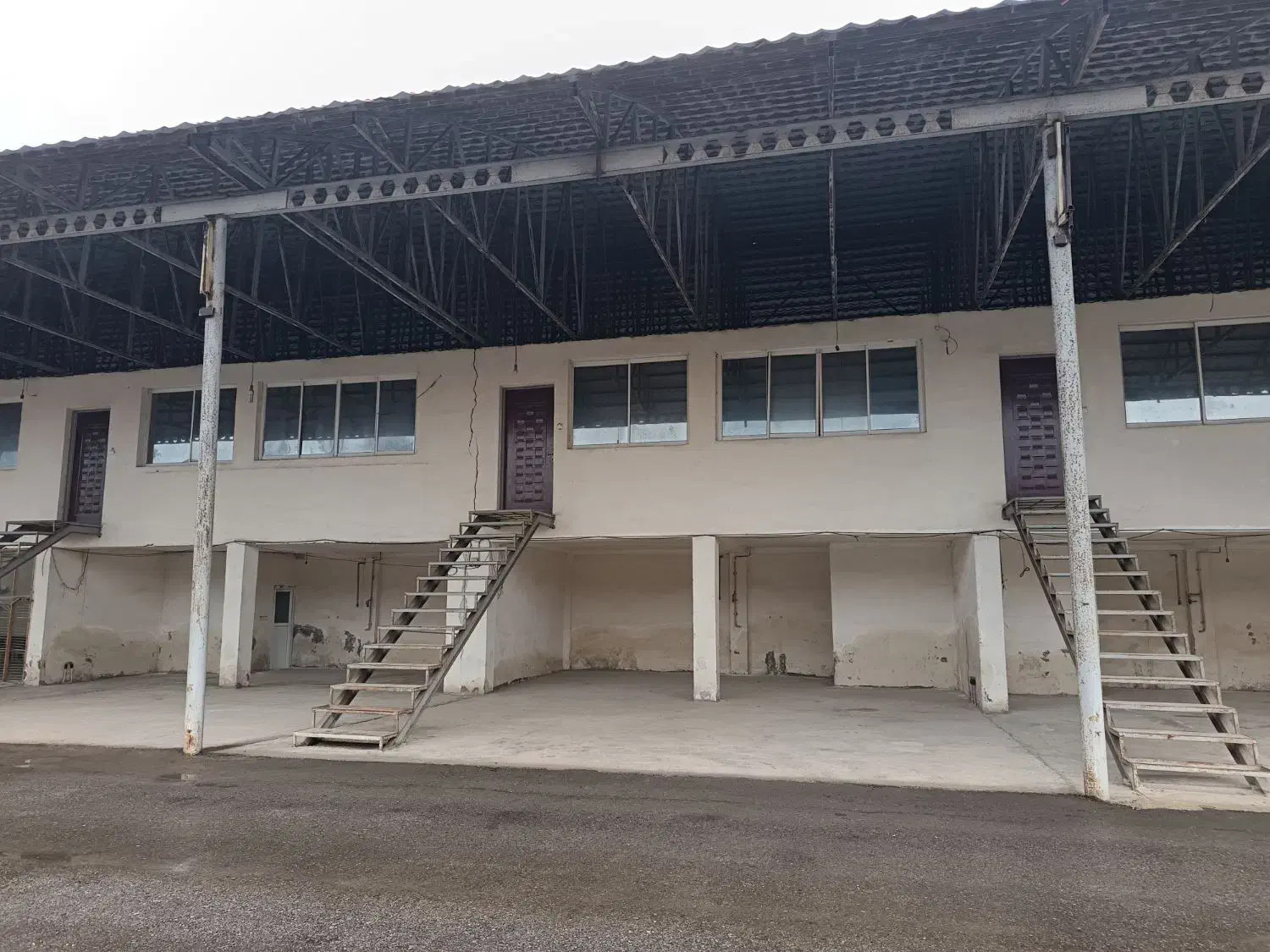 اجاره غرفه در میدان میوه تره بار با قیمت استثنایی|اجارهٔ مغازه و غرفه|تنکابن, |دیوار