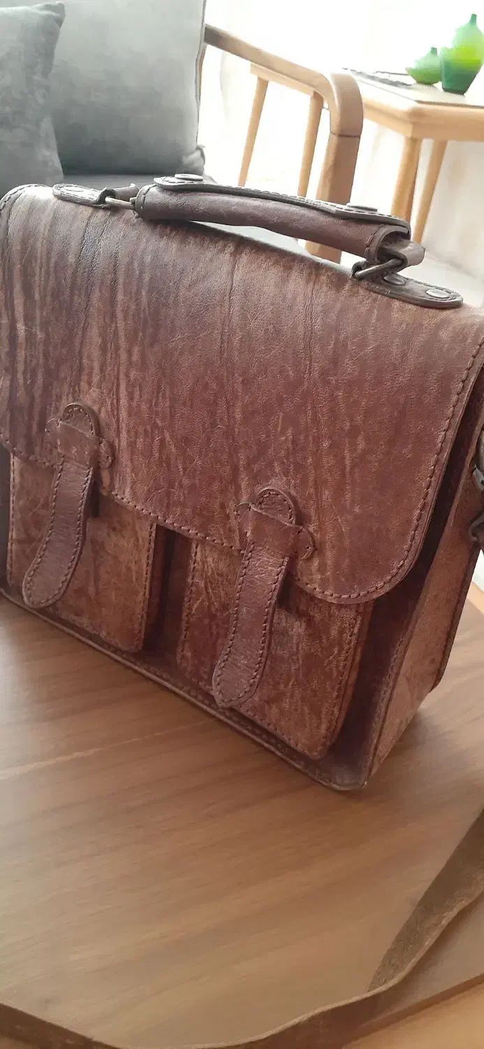 کیف|کیف، کفش، کمربند|مشهد, کارمندان دوم|دیوار