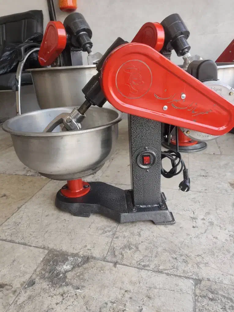 دستگاه خمیرگیر ۸ کیلویی خمیر گیر همزن|فروشگاه و مغازه|ساری, |دیوار