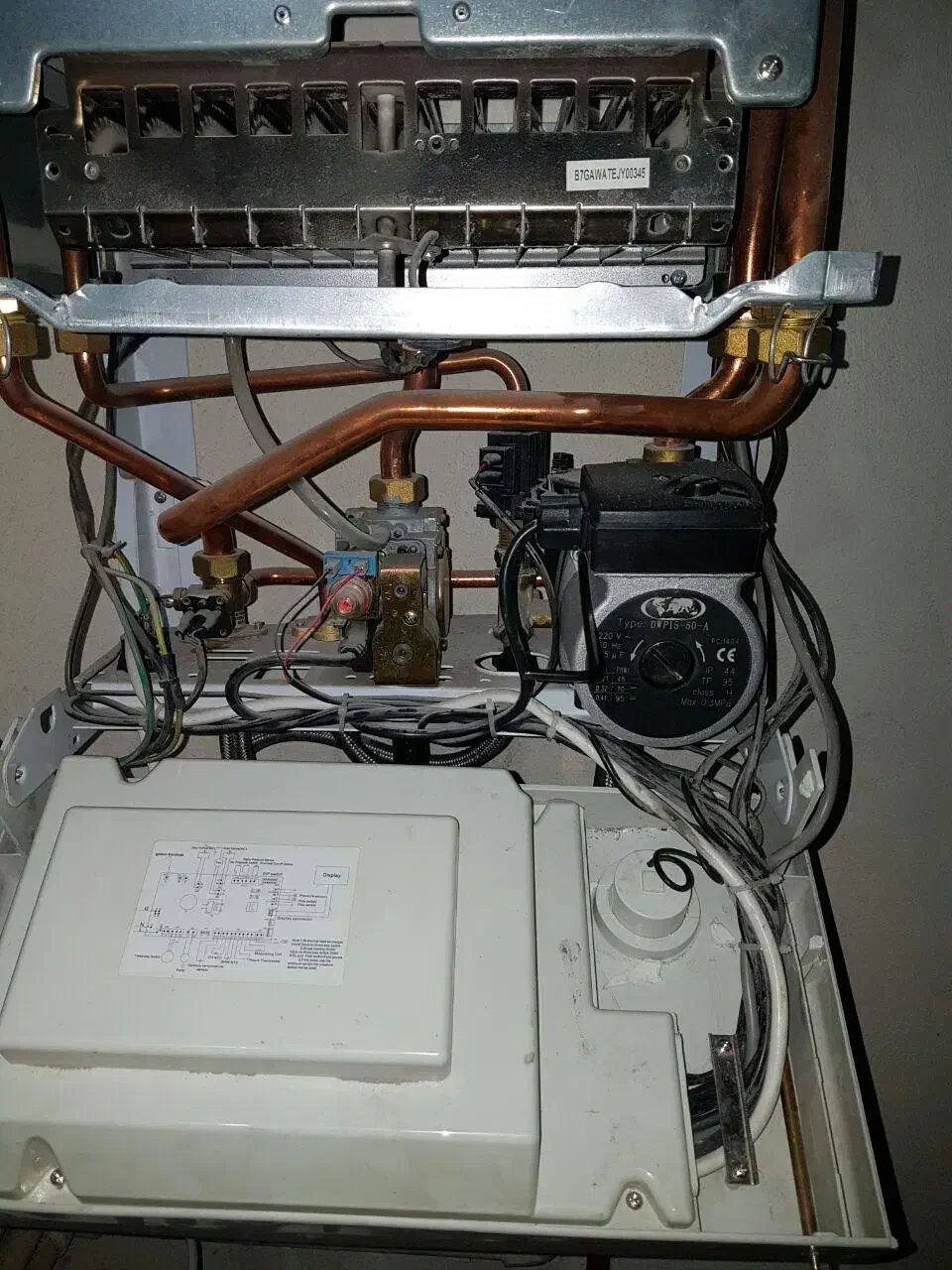 تعمیر انواع پکیج و آبگرمکن|خدمات پیشه و مهارت|اصفهان, شهرک زاینده رود|دیوار