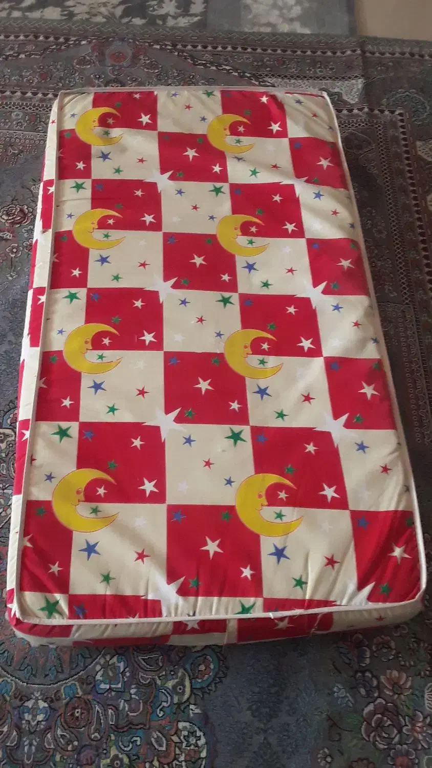 تشک نوجوان|تشک تختخواب|بروجرد, |دیوار