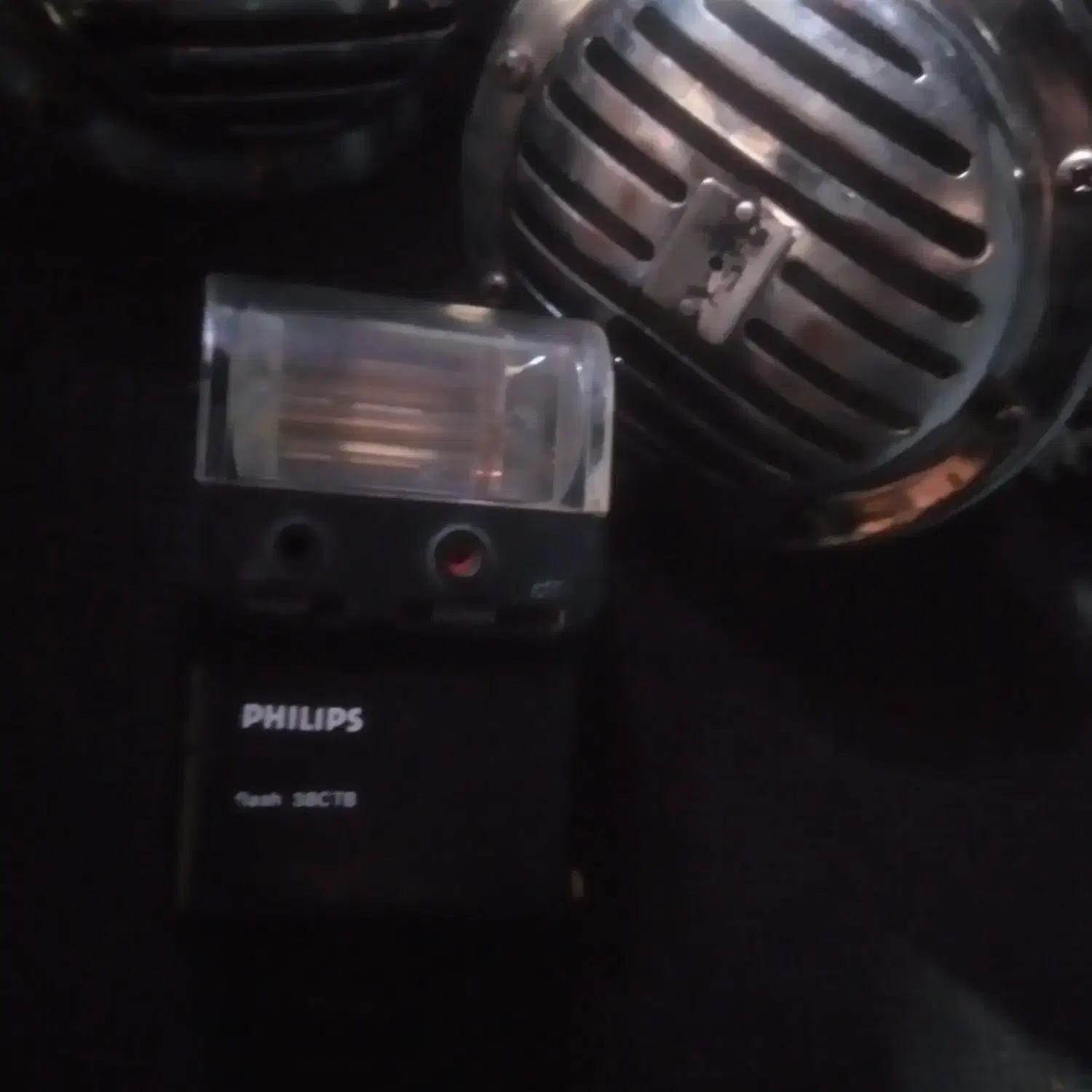 فلش زن دوربین فیلیپس ساخت ژاپن|دوربین عکاسی و فیلم‌برداری|تبریز, |دیوار