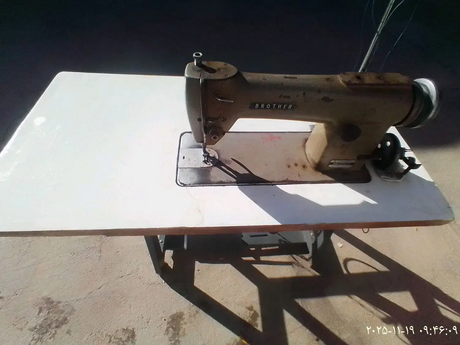 فروش چرخ خیاطی برادر|چرخ خیاطی و ریسندگی|صحنه, |دیوار