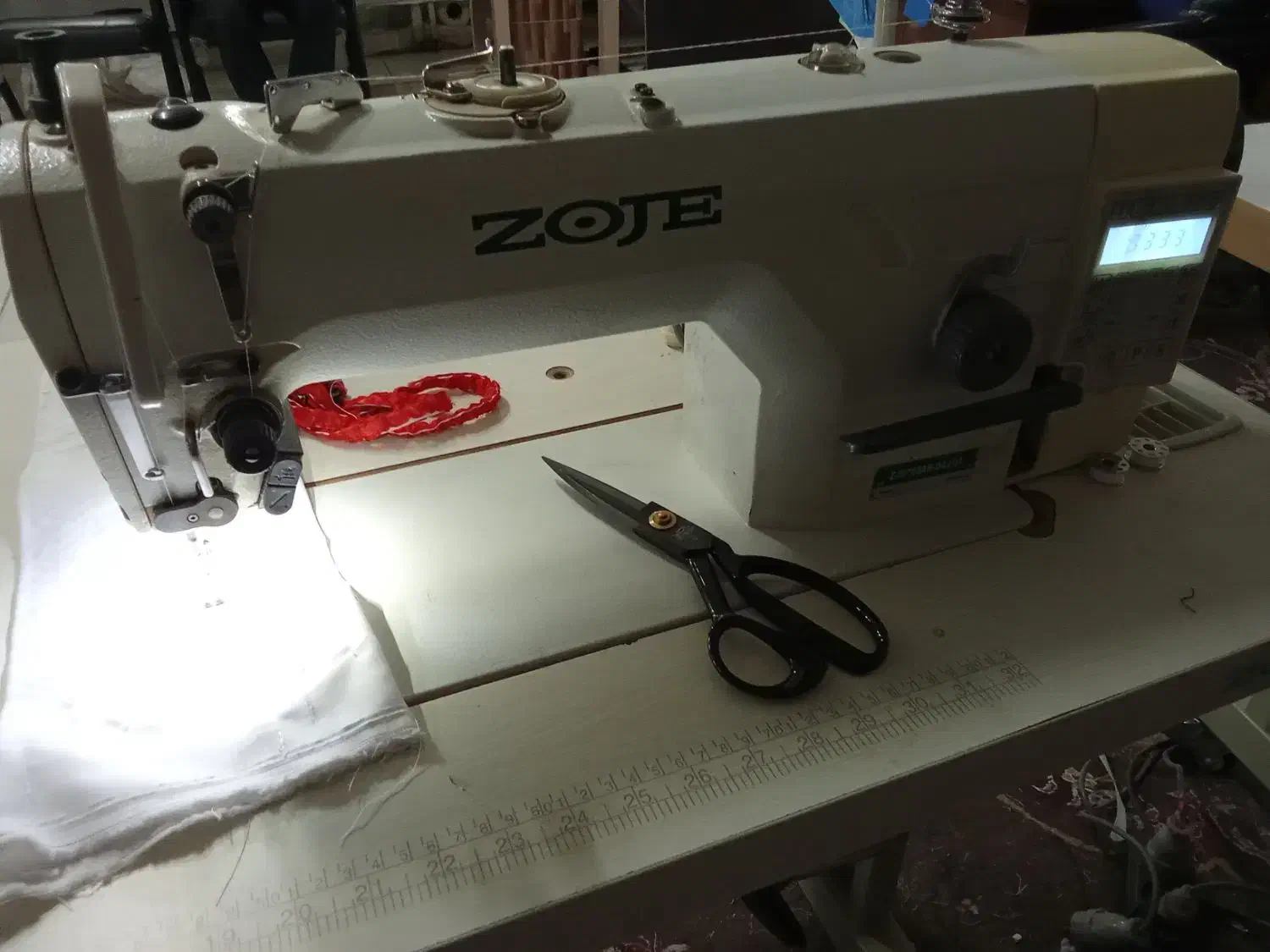 راسته دوز زوجی|چرخ خیاطی و ریسندگی|کاشمر, |دیوار