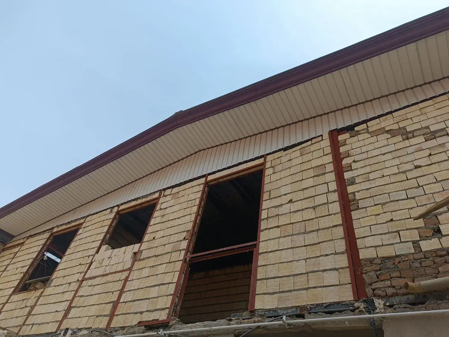 جوشکار اسکلت فلزی و سوله و سقف بک سازه|خدمات پیشه و مهارت|ایرانشهر, |دیوار