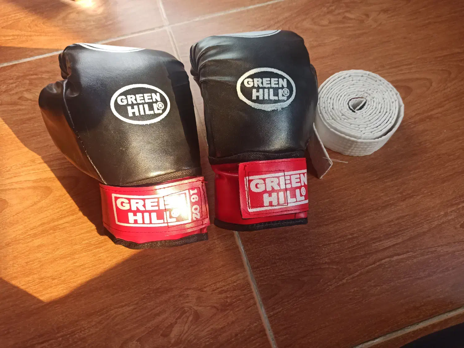 دستکش بوکس|تجهیزات ورزشی|گنبد کاووس, |دیوار