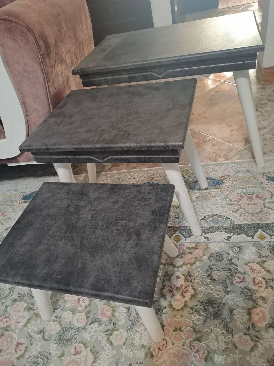 مبل راحتی ۷نفره همراه جلو مبلی و عسلی|مبلمان خانگی و میز عسلی|رودسر, |دیوار