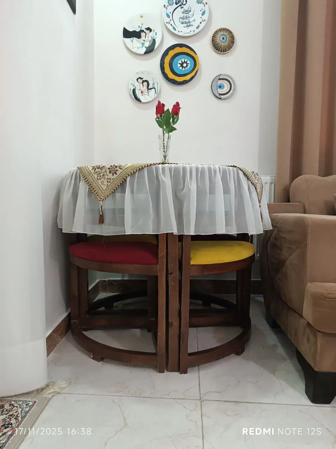 میز ناهار خوری کمجا|میز و صندلی غذاخوری|رشت, معلولین|دیوار