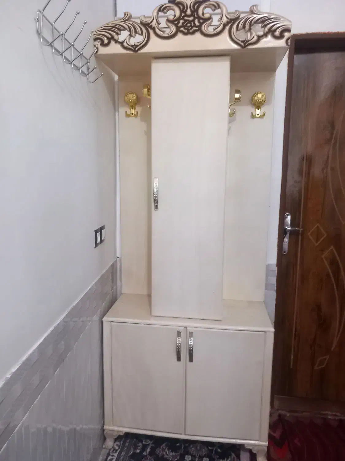 جاکفشی|جاکفشی، کمد، دراور|نصر آباد, |دیوار