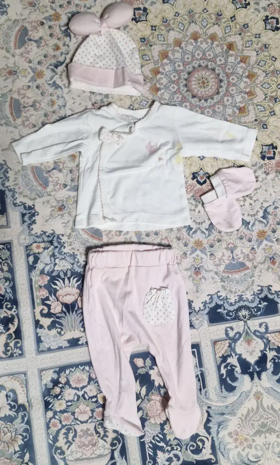 لباس نوزاد ۶ماه تا حداقل ۱۳ ماه|کفش و لباس بچه|اصفهان, جاوان|دیوار