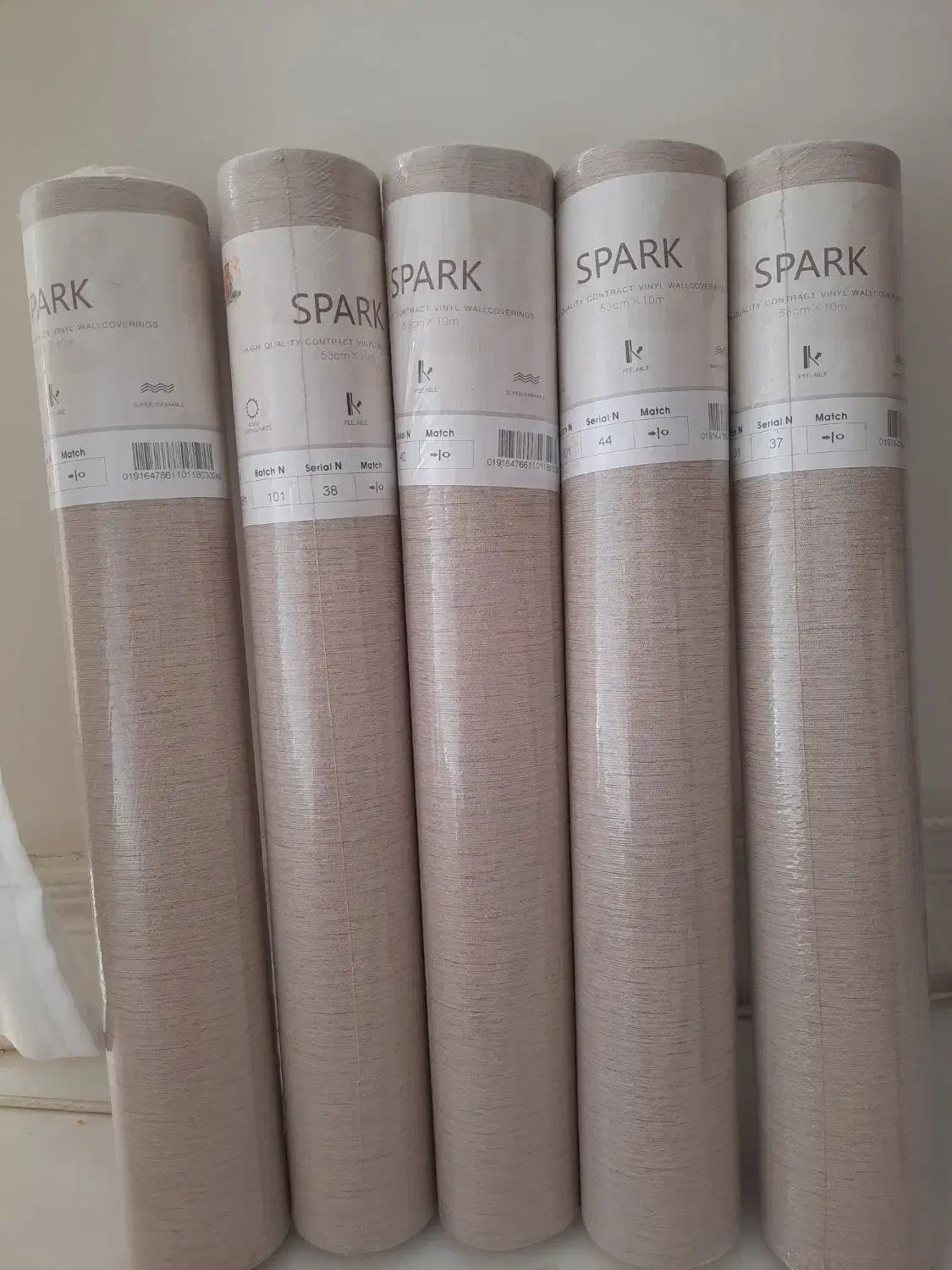 کاغذ دیواری|مصالح و تجهیزات ساختمان|اندیشه, اندیشه فاز ۳|دیوار