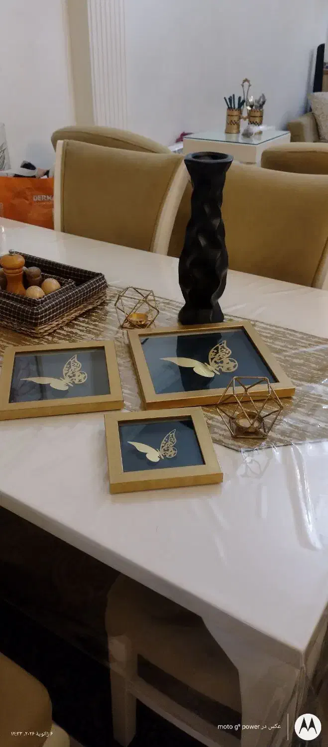 تابلو پروانه و ساعت|تابلو، نقاشی، عکس|تهران, سید خندان (جلفا)|دیوار