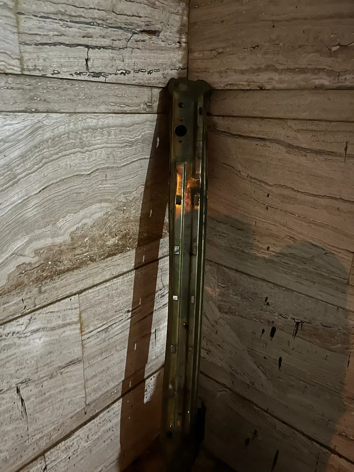 دیاق اصلی سپر جلو ۴۰۵|قطعات یدکی و لوازم جانبی|یاسوج, |دیوار