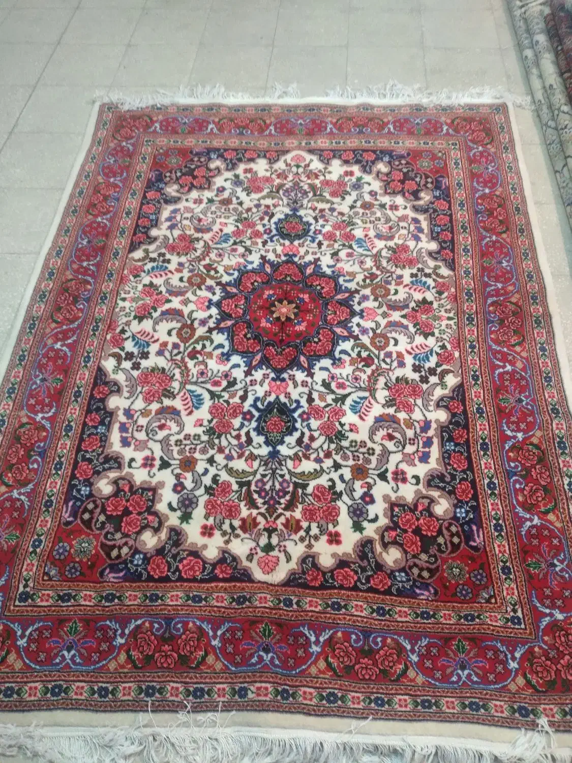 فرش دستباف|فرش|تهران, جمهوری|دیوار