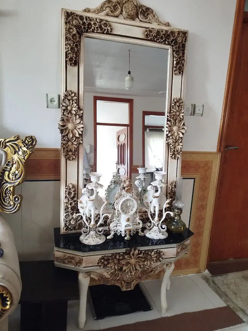 آینه شمعدان|آینه|گنبد کاووس, |دیوار