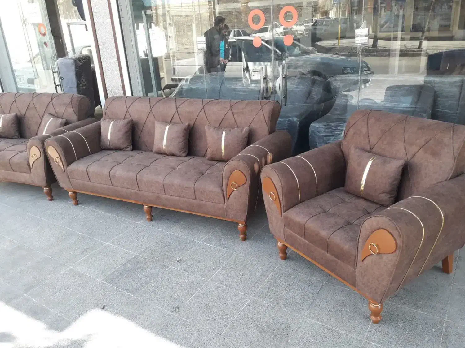 /«رنگبندی متنوع پایه فلز وچوب/*مبل 7نفره راحتـی|مبلمان خانگی و میز عسلی|قم, ولیعصر|دیوار