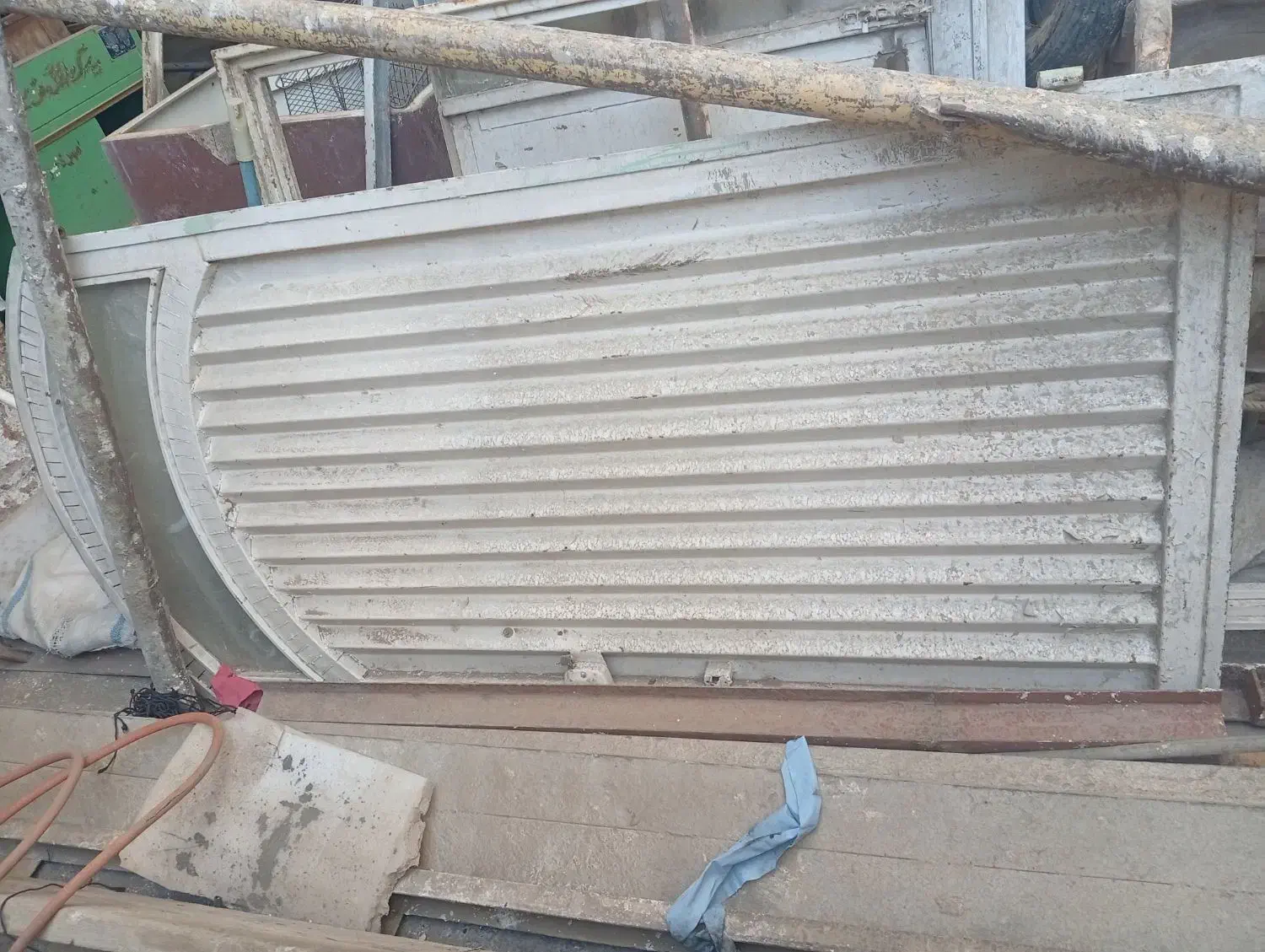 درب آهنی . لوله گاز . پالت . آجر پلاک قرمز وسرامیک|مصالح و تجهیزات ساختمان|قزوین, |دیوار