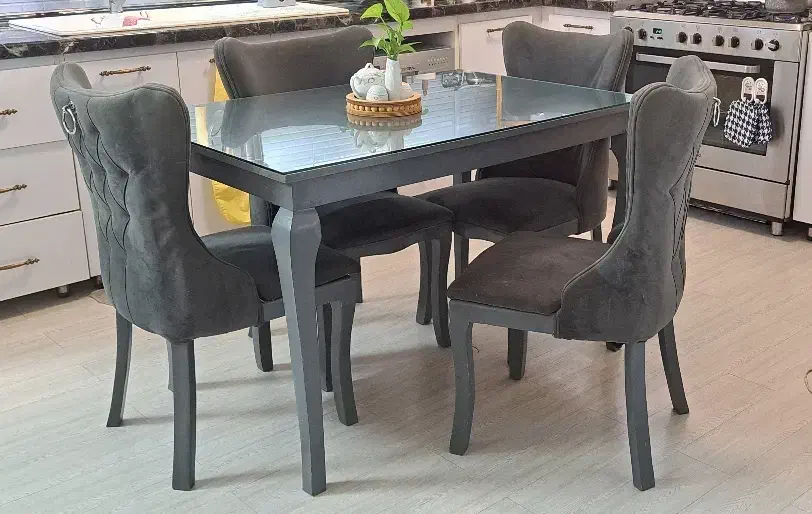 میز نهاری خوری ۴ نفره|میز و صندلی غذاخوری|مشهد, نیروی هوایی|دیوار