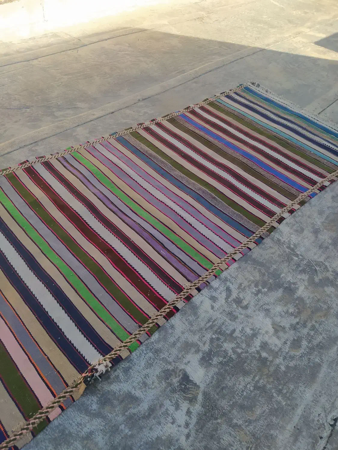 گلیم و موکت|فرش|اصفهان, بهارستان|دیوار