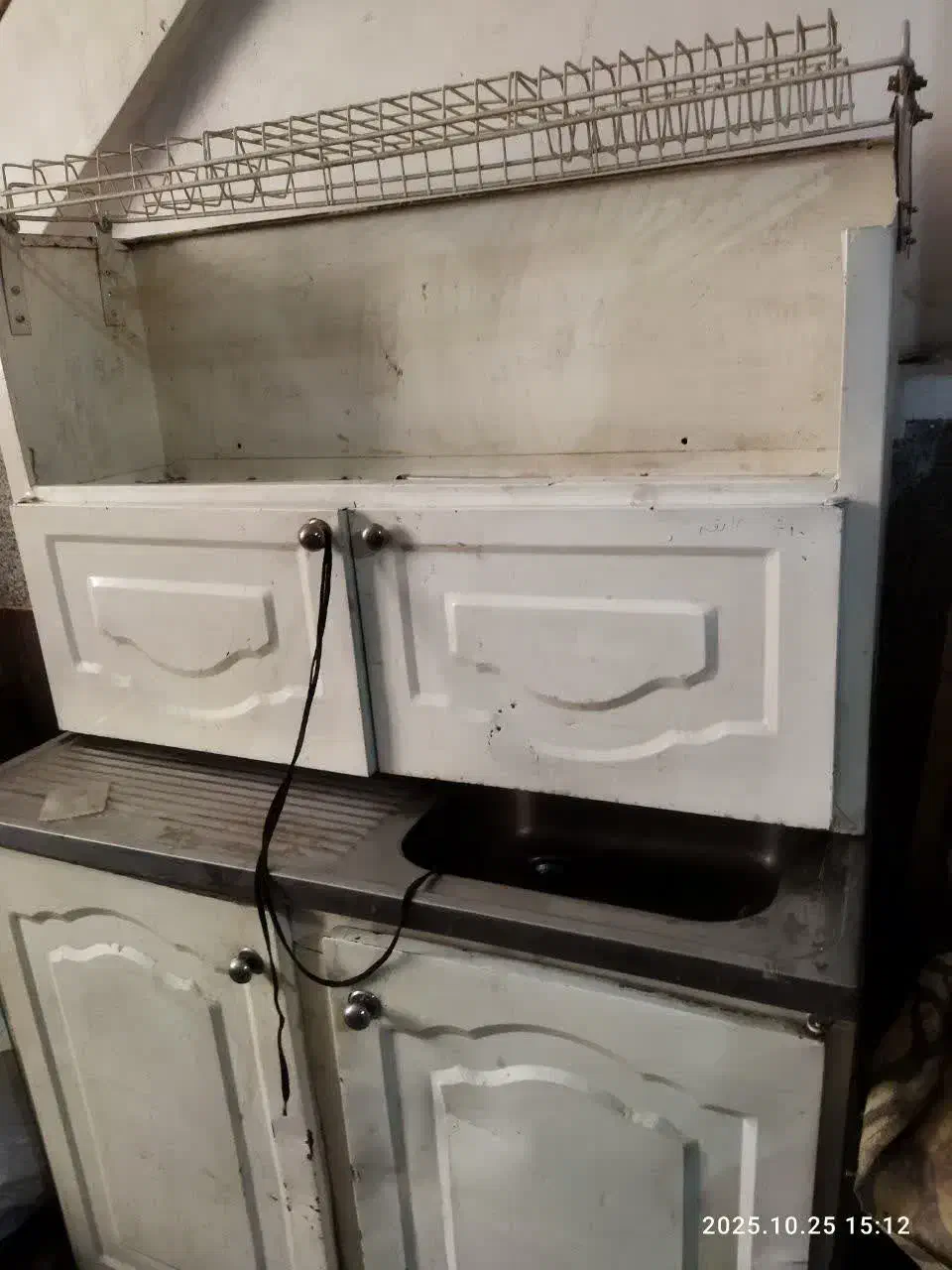 کابیت باغی|جاکفشی، کمد، دراور|مهاجران, |دیوار