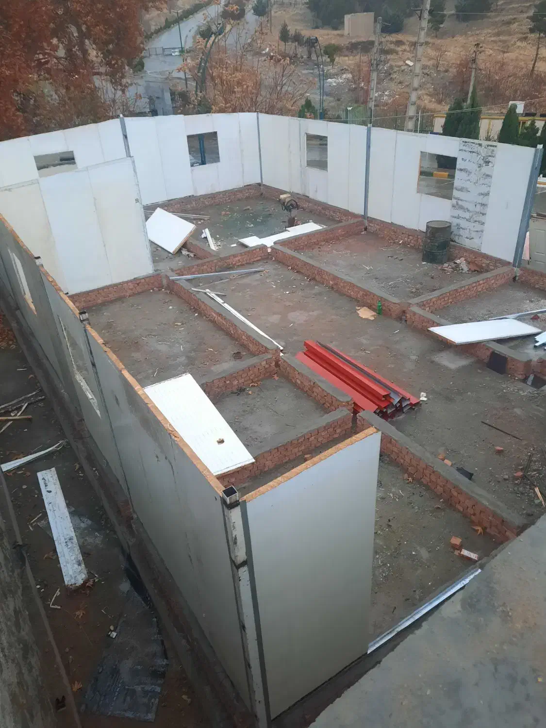 نصب وتهیه ساندویچ پانل سقفی و دیواره|خدمات پیشه و مهارت|تهران, ونک|دیوار