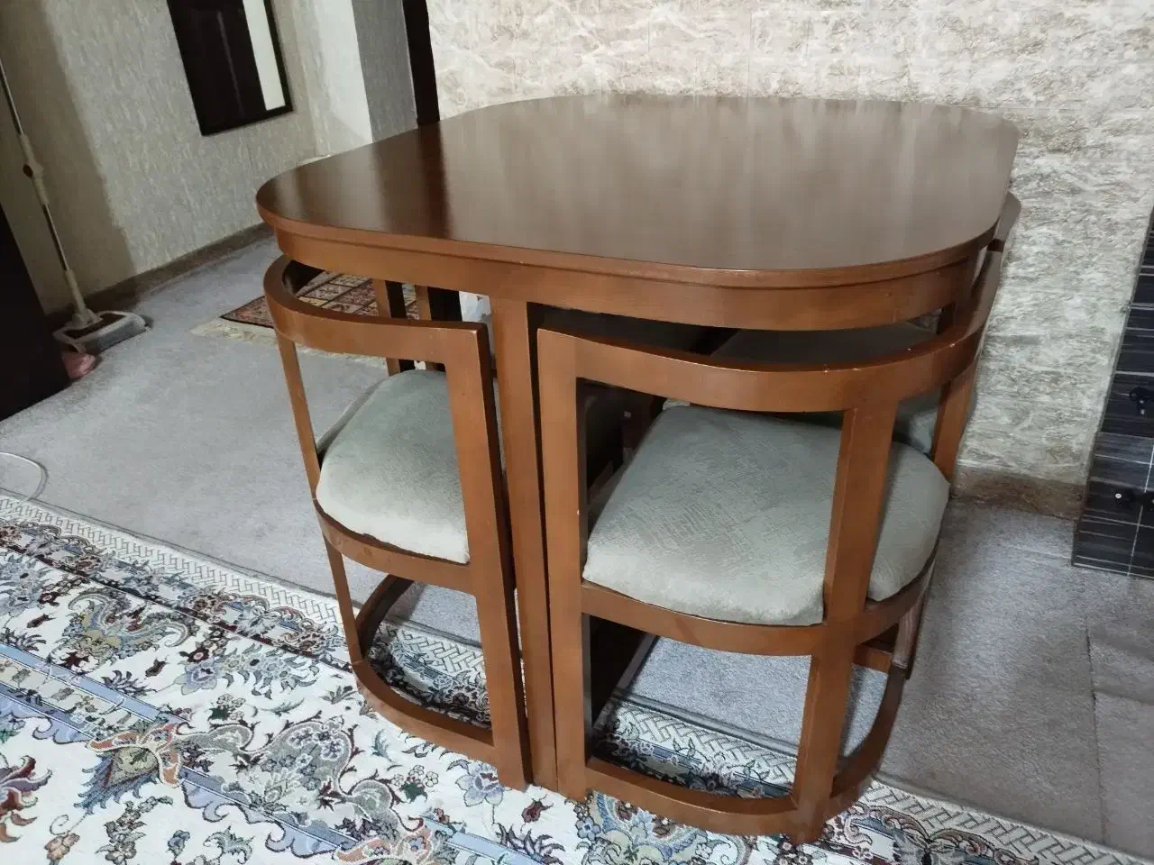 سرویس میز و صندلی ۴ نفره کمجا|میز و صندلی غذاخوری|رشت, بازار|دیوار