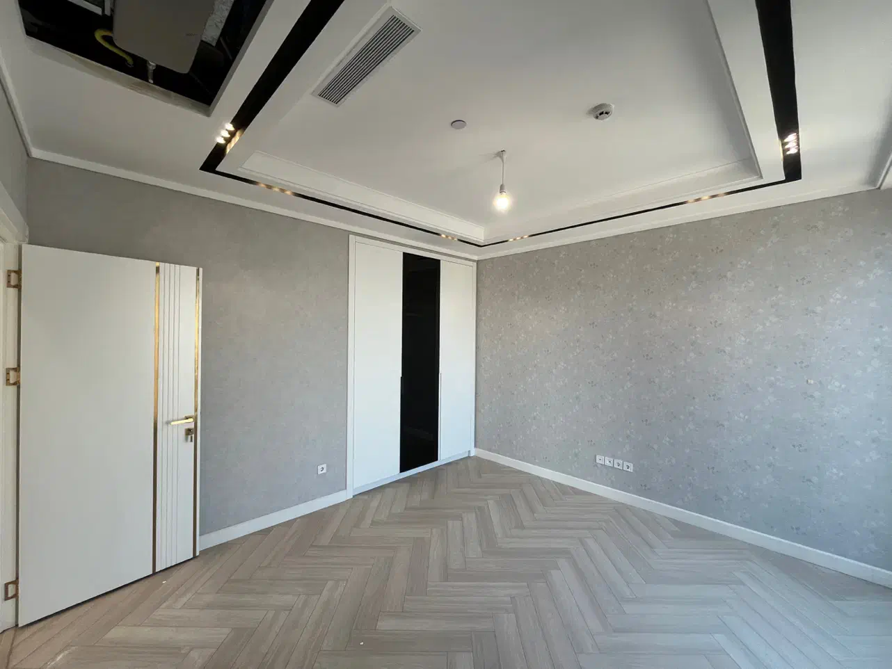 اجاره آپارتمان۱۵۰متر فرمانیه/فرعی تاپ اندرزگو/مدرن