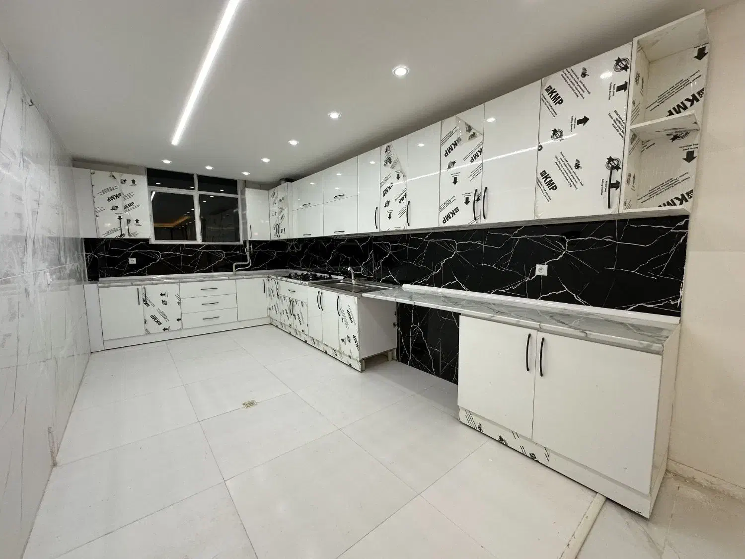 ۱۴۰ متر مخابرات / دهخدا|فروش آپارتمان|شاهین‌شهر, مخابرات (شهید بهشتی)|دیوار