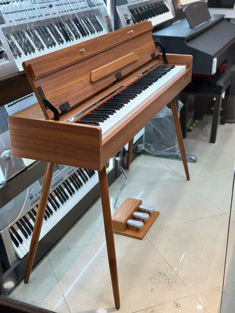 فروش پیانو یاماها|پیانو، کیبورد، آکاردئون|یزد, |دیوار